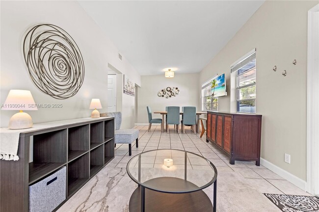 Photo - 1125 NE 5th Ave Unit 1