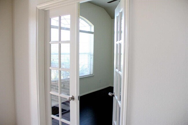 Photo - 7310 Northfork Dr