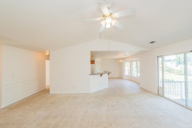 Photo - 188 Woodcliff Dr