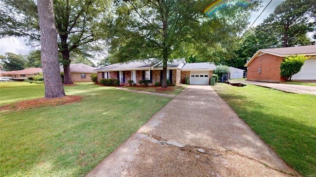 Photo - 1212 Hillman St