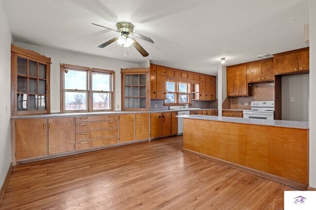 Photo - AVAILABLE NOW!