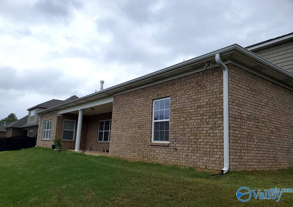 Photo - 240 Heritage Mill Dr