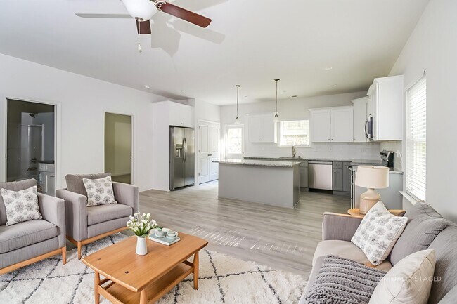 Photo - 936 Cassidy Dr