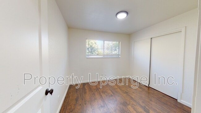 Photo - 2790 Irwin Rd