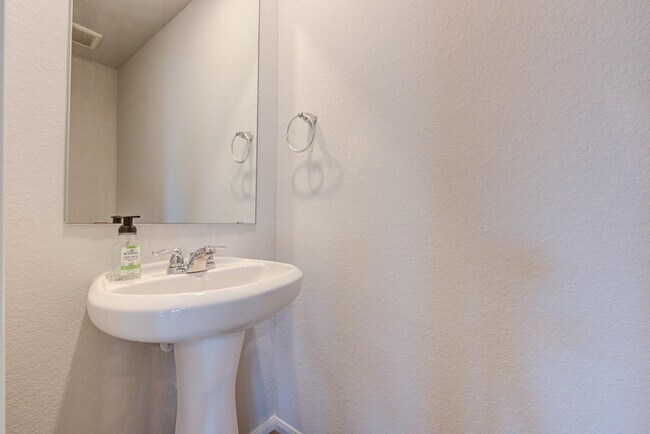 Photo - 18831 Glenwood Chase Ct