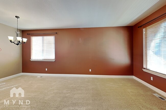 Photo - 18002 NE 37th St