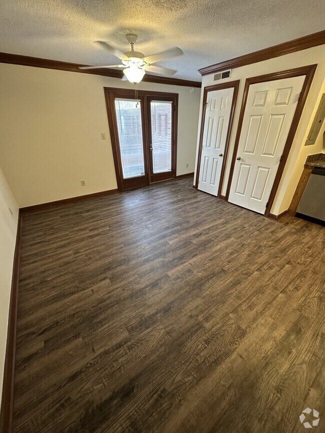 Building Photo - 3601-101 Helix Court Unit Apt 101