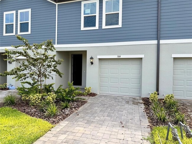 Photo - 709 Spartina St