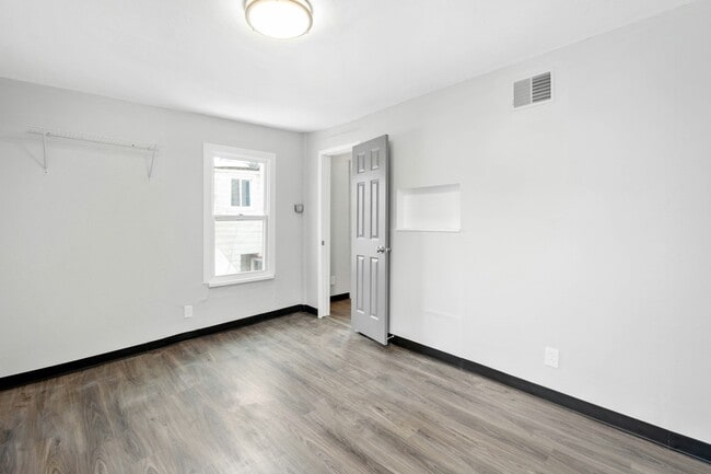 Photo - 1740 Arlington Ave