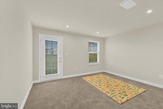 Photo - 7907 Olive Branch Ln