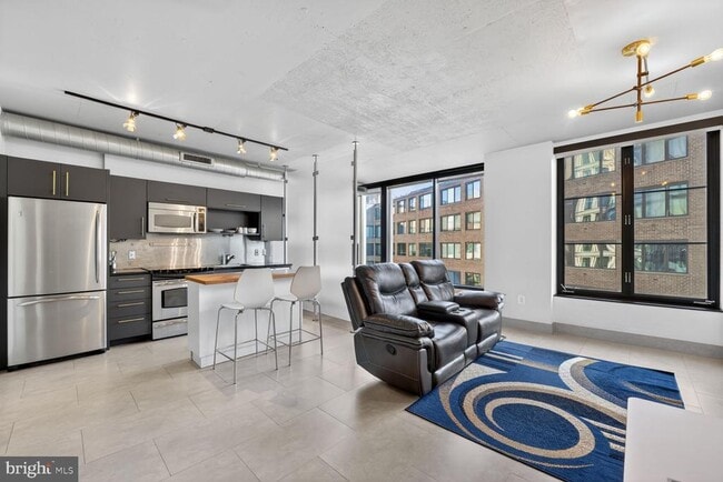 Photo - 1133 14th St NW Unidad 803