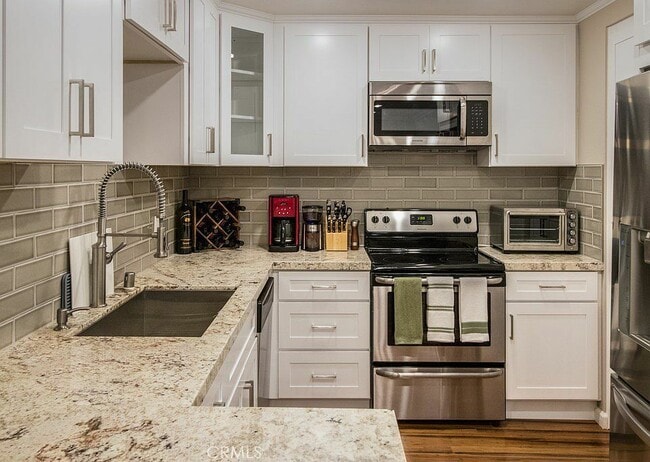 Photo - 100 Scholz Plaza Unidad 108