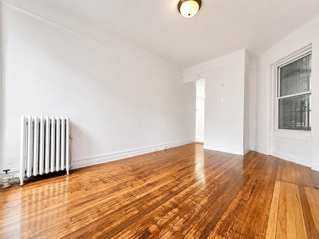 Photo - 936 West End Ave Unit B15