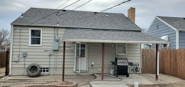 Photo - 307 W 17th St