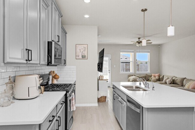 Photo - 18503 Sunrise Maple Dr