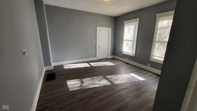 Photo - 1122 S Dearborn St