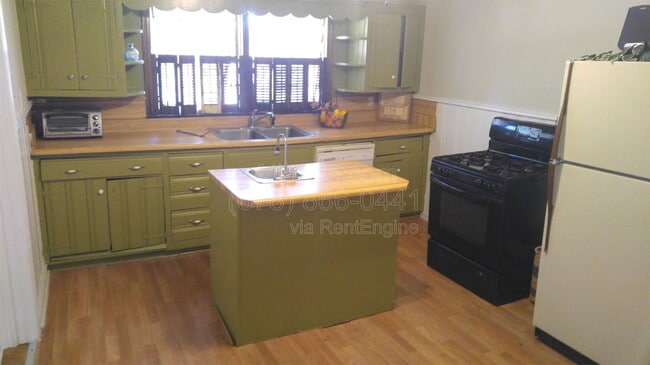 Photo - 4563 Chamblee Tucker Rd