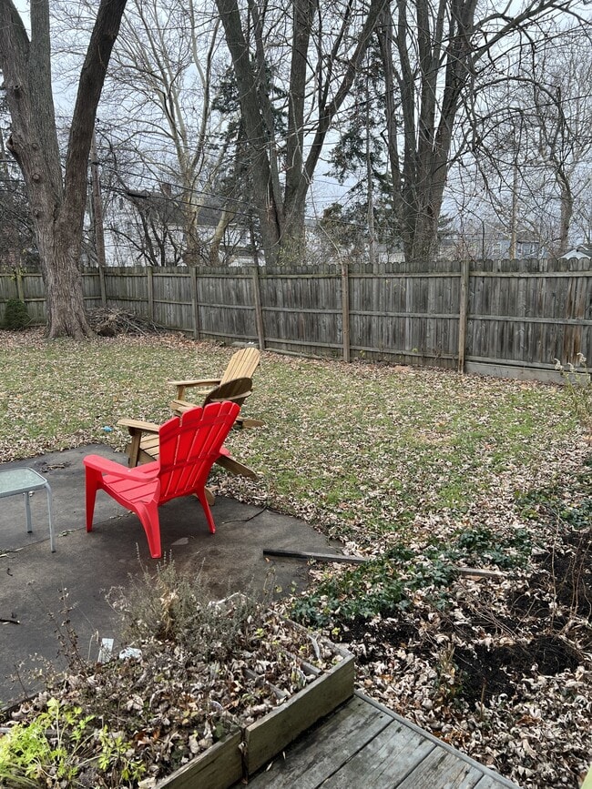 Photo - 131 Edgemont Rd