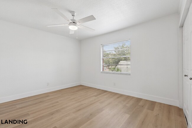 Photo - 6822 S Shamrock Rd Unidad 01-108