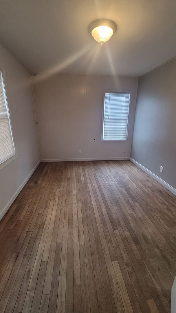 Building Photo - Spacious 4 bed near the University!!!!!!