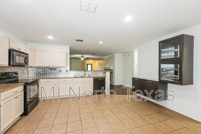 Photo - 13088 Minnow Way