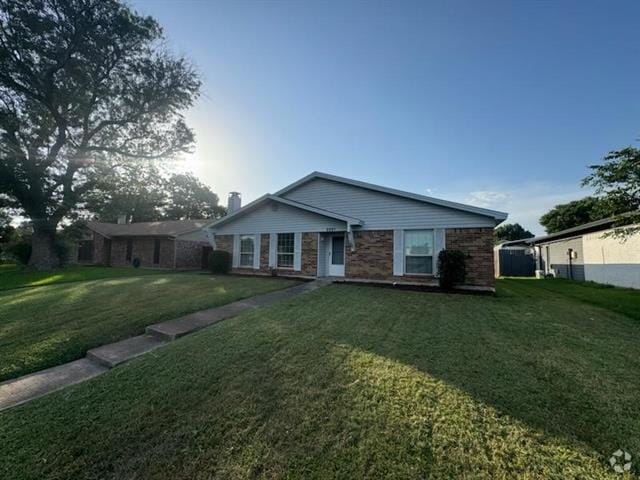 Building Photo - 2221 Ridgedale Dr Rental