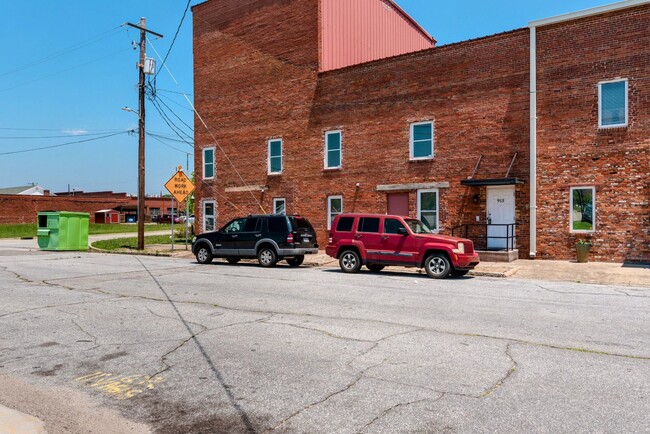 Photo - 2 bed/2 bath unit in Downtown Augusta, with washer & dryer!