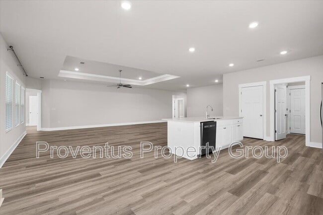 Photo - 3136 Silver Maple Dr