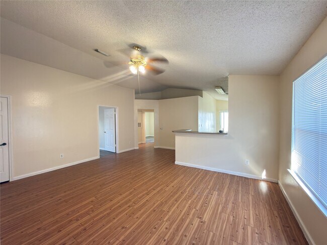 Photo - 15743 Ridgegate Rd