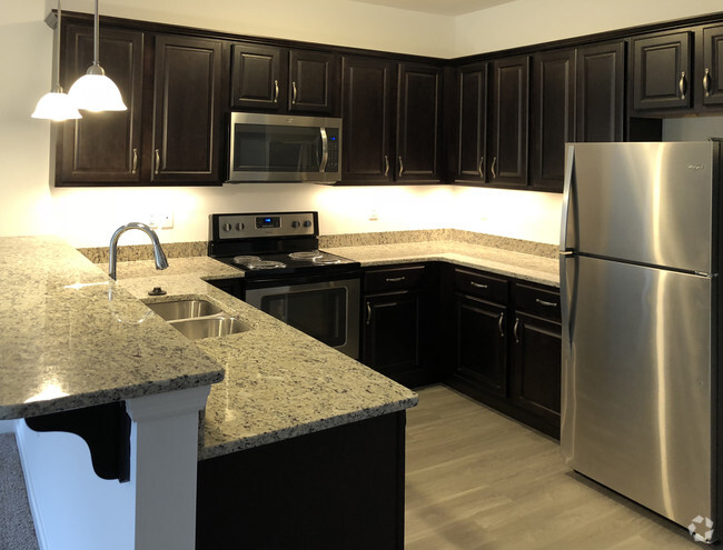 Beautiful Kitchens- Lexington Commons - Lexington Village Rental