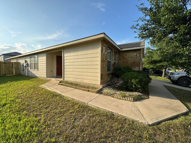 Photo - 5704 Capricorn Loop