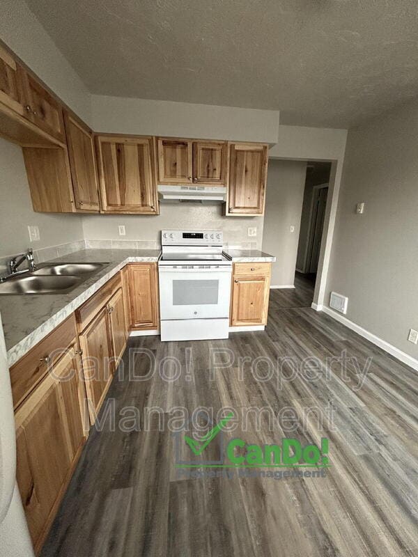 Photo - 210 Carol Dr Unit #1