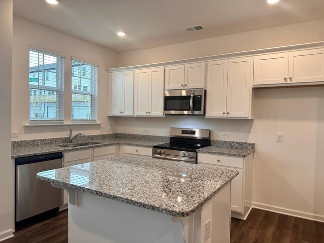 Photo - 214 Banner Rd