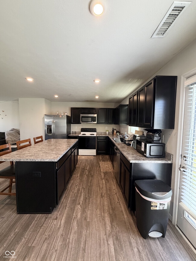 Photo - 2637 Spurlock Ln