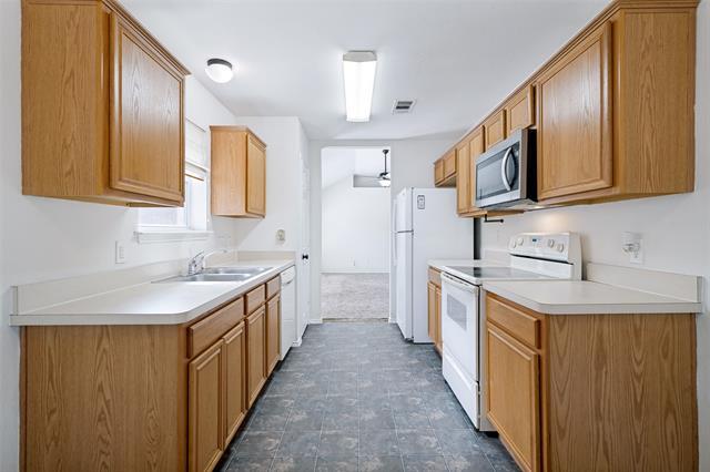 Photo - 813 Cooper Ln