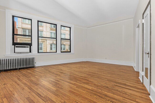 Photo - 1 Sheridan Square