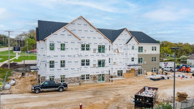 Photo - Riverbend Flats Apartments