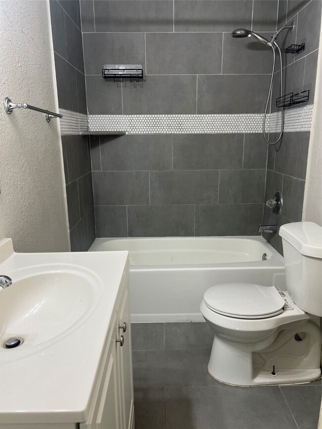 Building Photo - 308 11th Ave N Rental