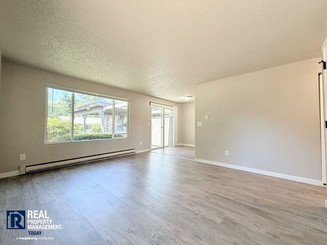 Photo - 1408-1414 Josephine Ct SE Unit 1410