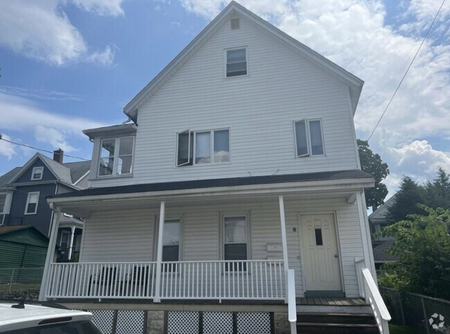 Building Photo - 8 Kearney St Unit 1 Rental