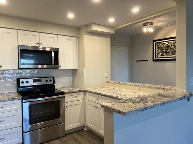 Photo - 1625 SE 10th Ave Unit 1006