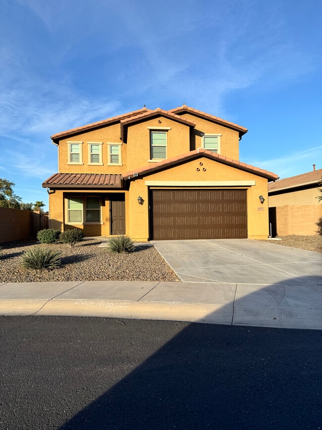 Building Photo - 6802 N 86th Ln