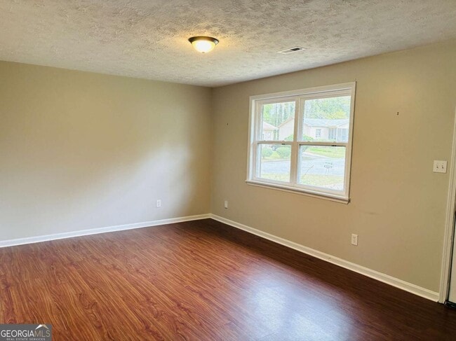 Photo - 42 Westgate Park Ln