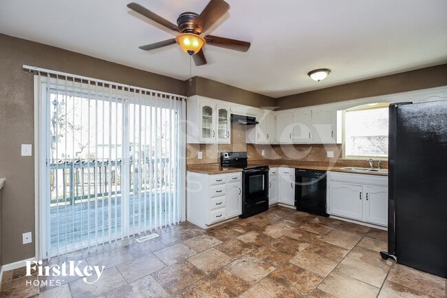 3934 SW Linden Ct