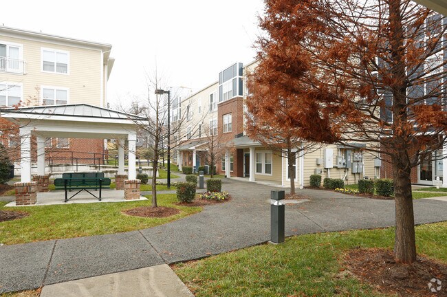 Carlton Place Apartments - Carlton Place Apartments