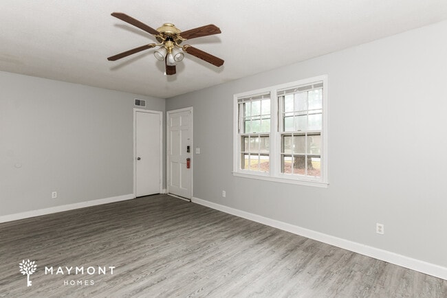 Photo - 1808 Laredo Dr
