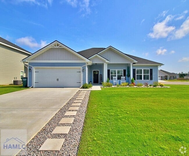 Building Photo - 82 Mcclelland Lp NE Rental