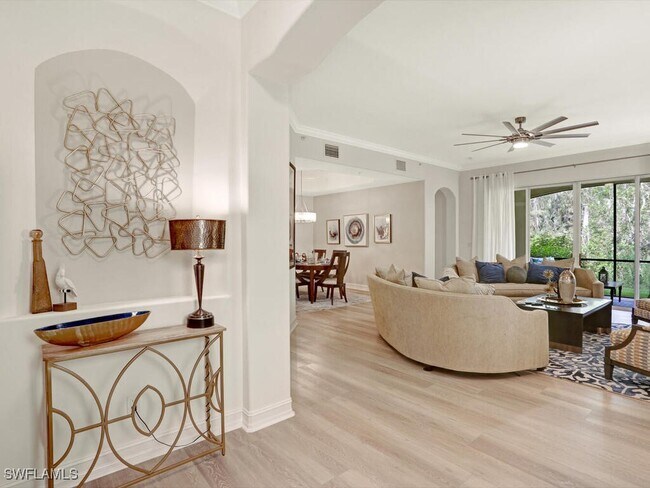 Photo - 2847 Tiburon Blvd E Unidad 8-101