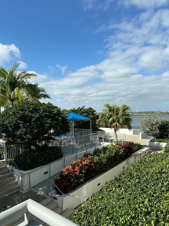 Photo - 300 S Australian Ave Condo Unit 717