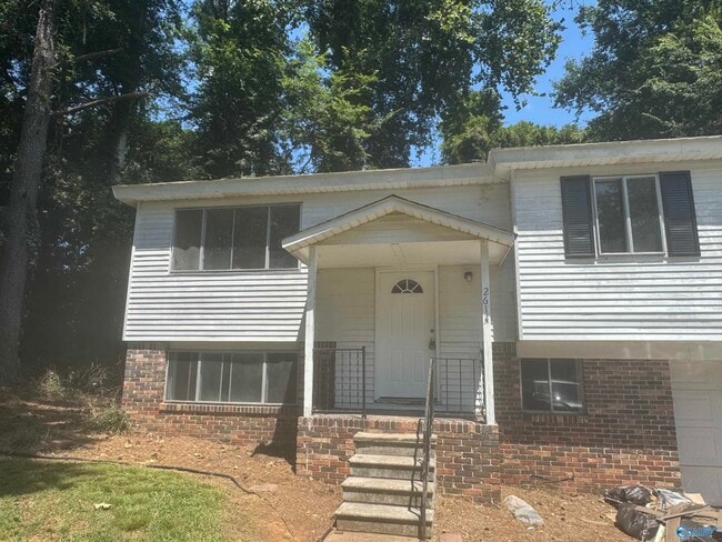 Building Photo - 2614 Hanover Dr NW Rental